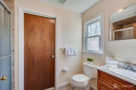 6 Sussex Court Edison NJ 08820