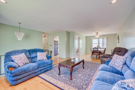 6 Sussex Court Edison NJ 08820