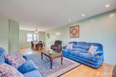 6 Sussex Court Edison NJ 08820
