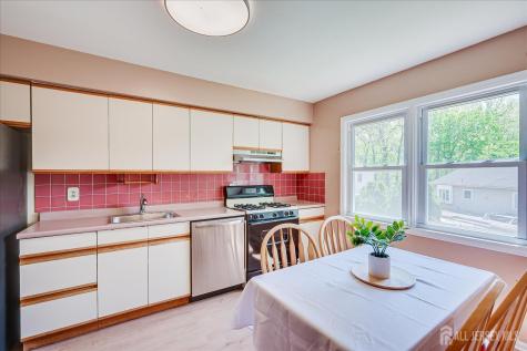 6 Sussex Court Edison NJ 08820