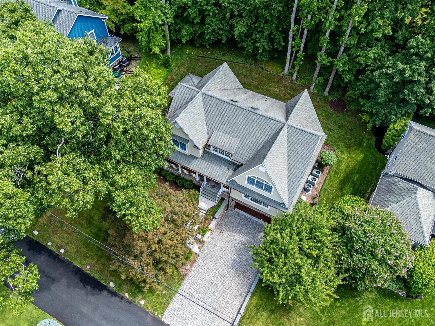 4 Edgewood Road Edison NJ 08820