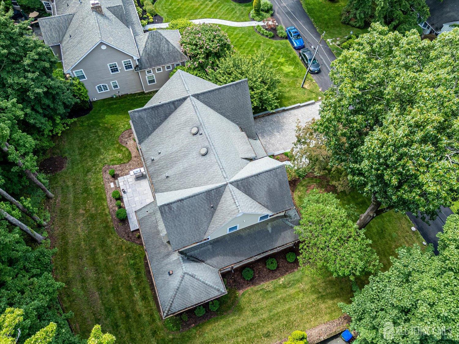 4 Edgewood Road Edison NJ 08820