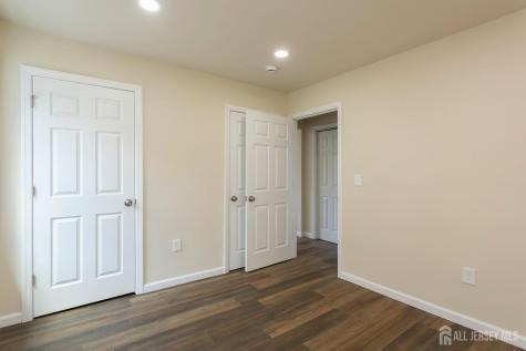 15 Bradley Drive Edison NJ 08817