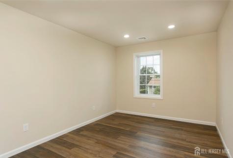 15 Bradley Drive Edison NJ 08817