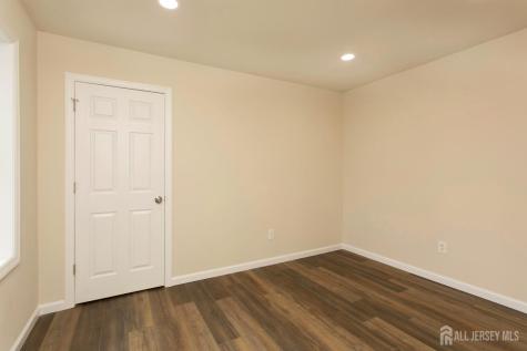 15 Bradley Drive Edison NJ 08817