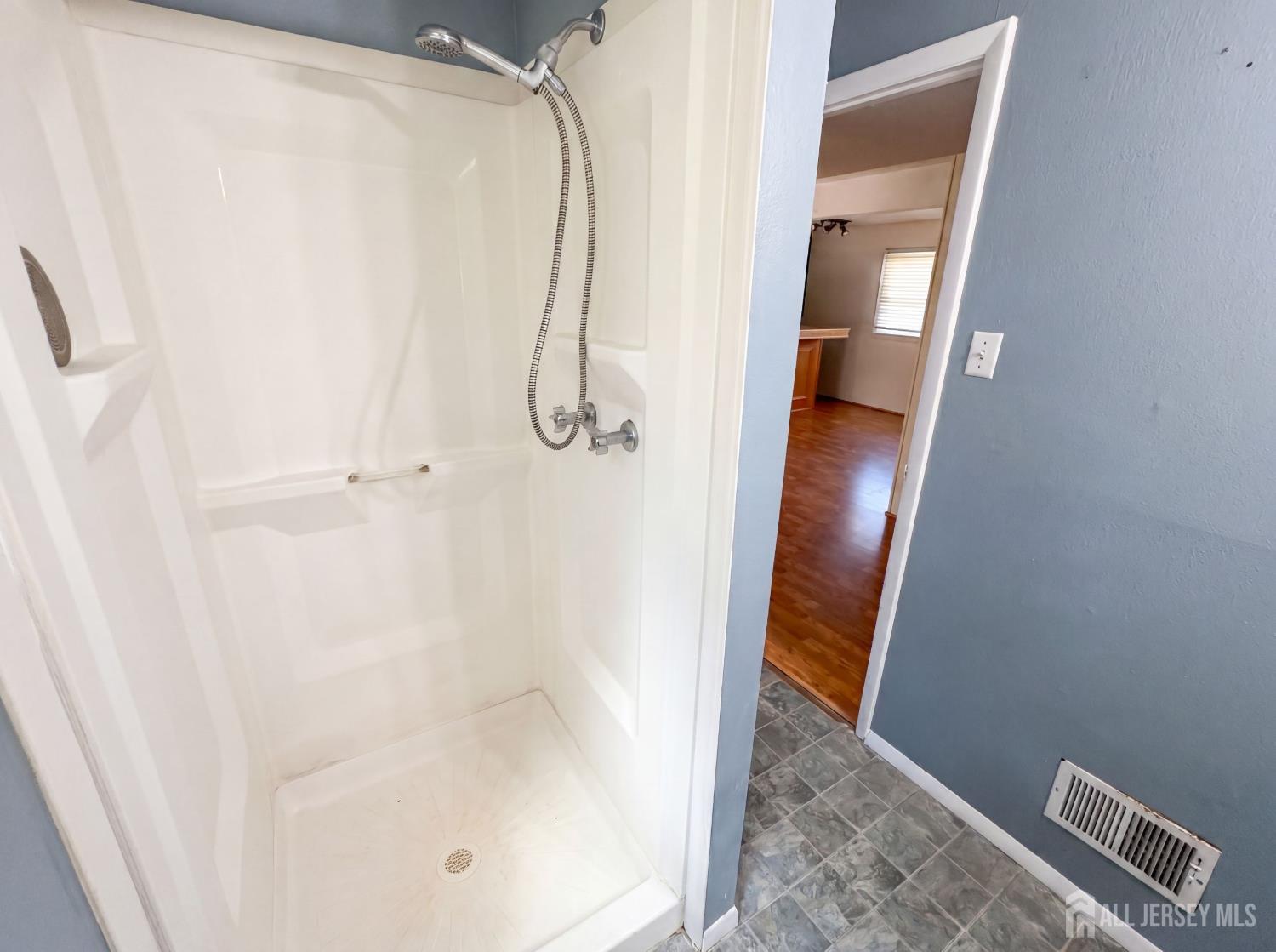 24 Hogan Court Little Egg Harbor NJ 08087