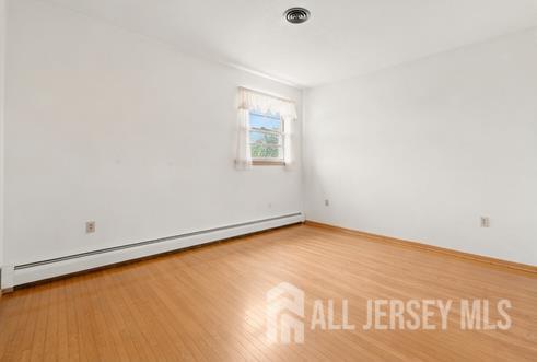 2 Carlton Street Carteret NJ 07008
