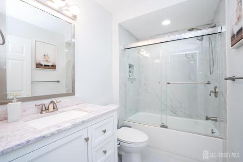 23 Huntley Way Bridgewater NJ 08807