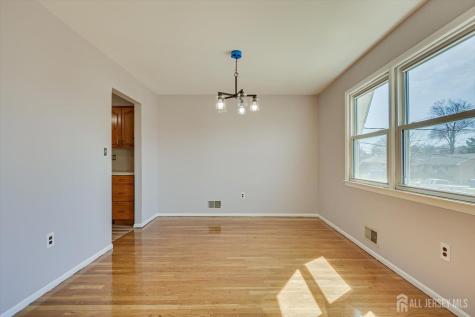76 Pleasant Avenue Iselin NJ 08830