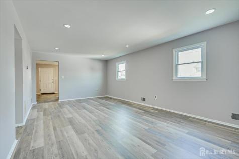 76 Pleasant Avenue Iselin NJ 08830