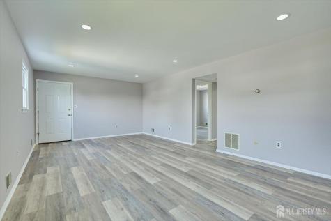 76 Pleasant Avenue Iselin NJ 08830