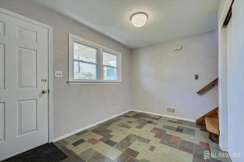 76 Pleasant Avenue Iselin NJ 08830
