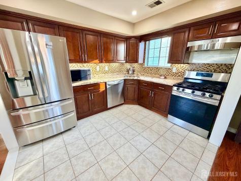 6 Amara Court Old Bridge NJ 08857