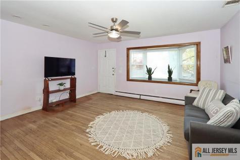 196 Worth Street Iselin NJ 08830