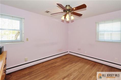 196 Worth Street Iselin NJ 08830