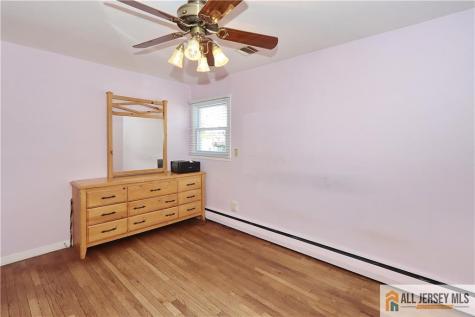 196 Worth Street Iselin NJ 08830