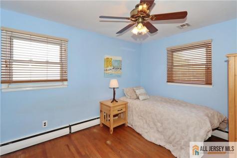 196 Worth Street Iselin NJ 08830