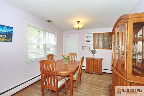 196 Worth Street Iselin NJ 08830