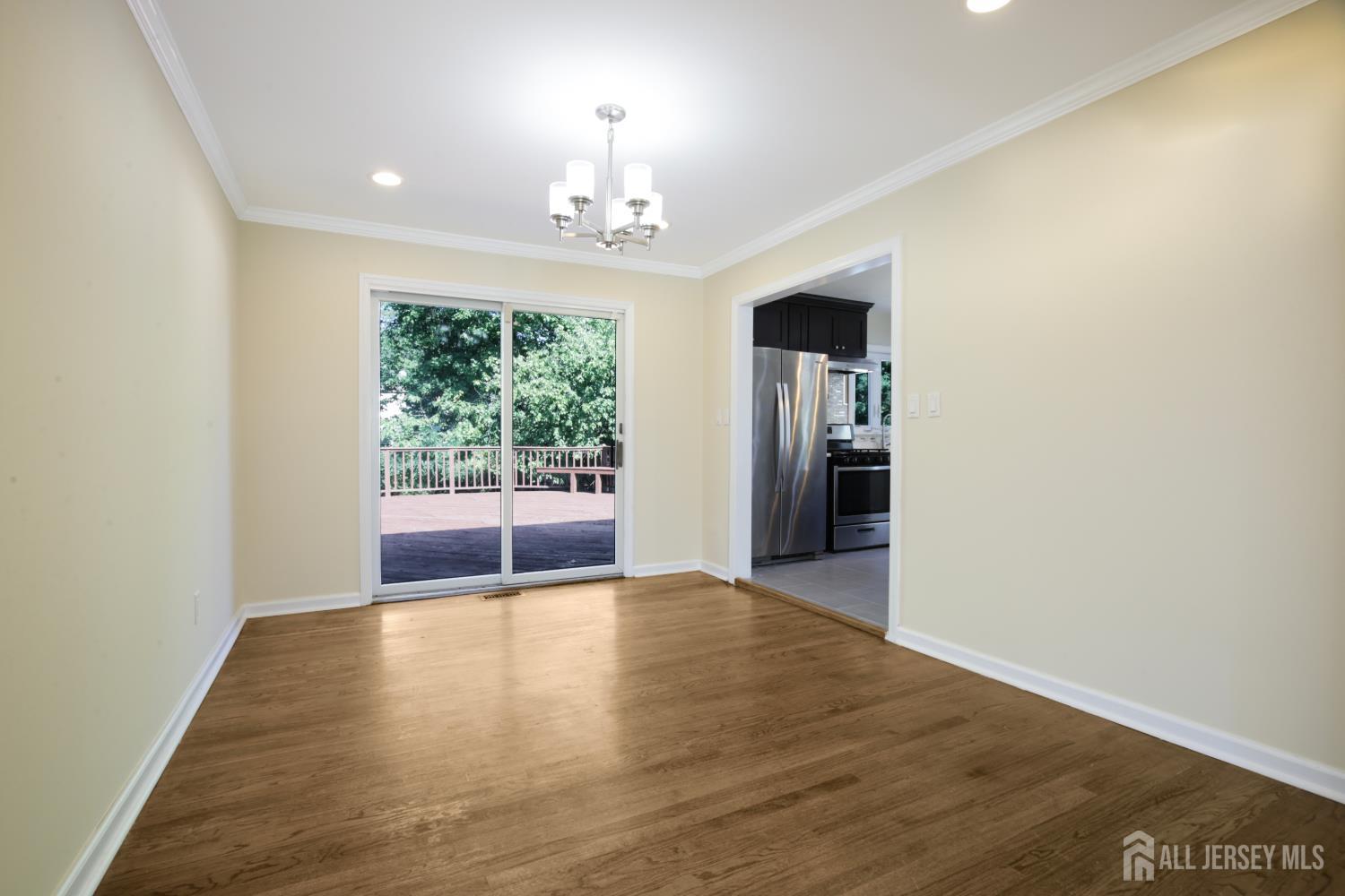 113-113 Stony Road Edison NJ 08817