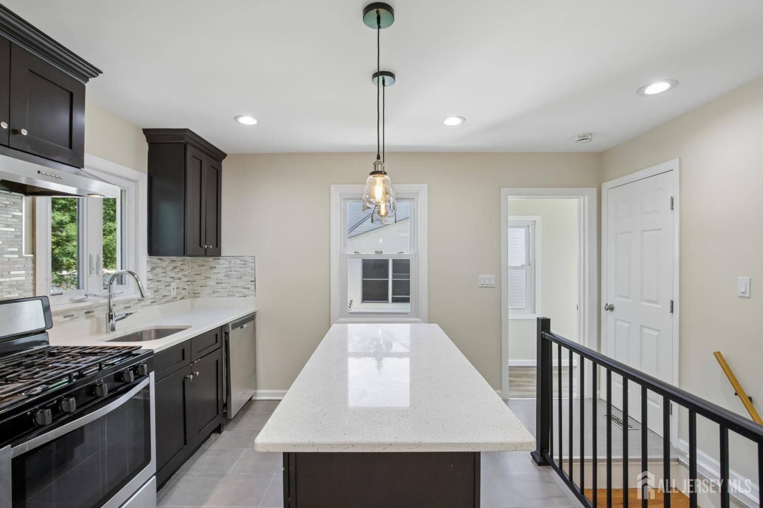113-113 Stony Road Edison NJ 08817