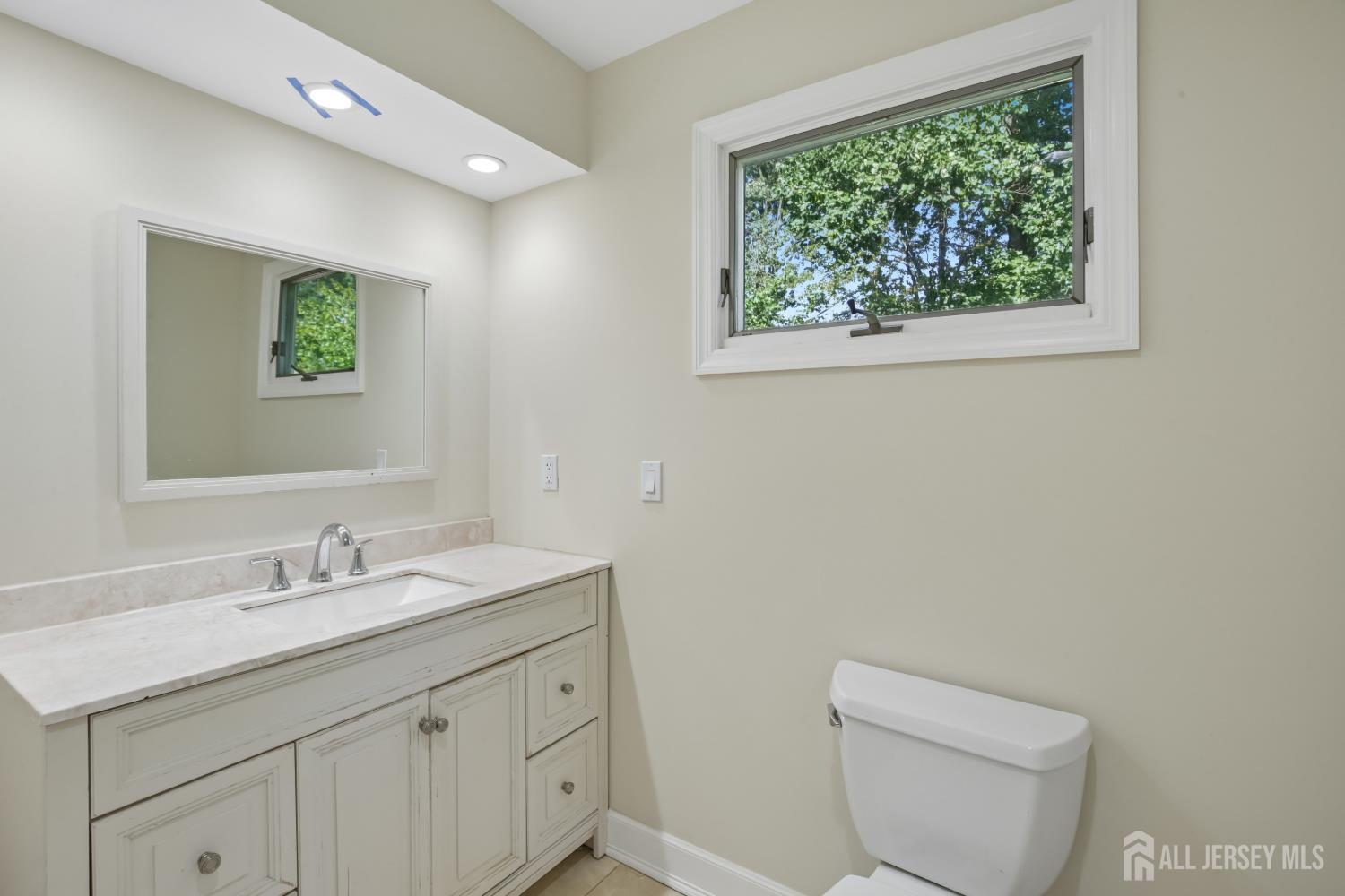 113-113 Stony Road Edison NJ 08817