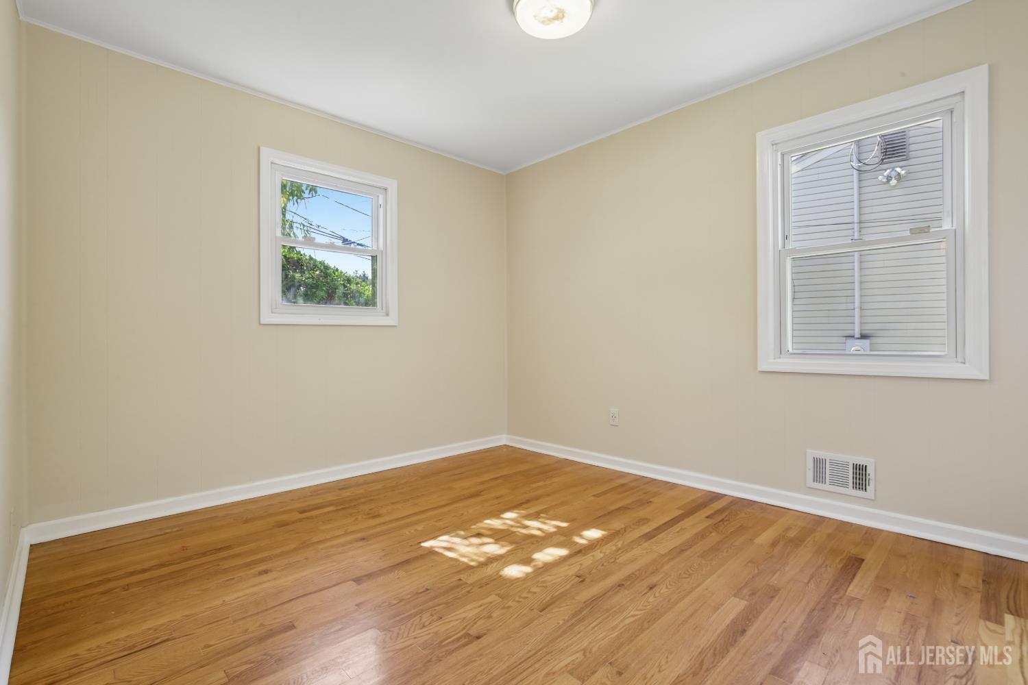 113-113 Stony Road Edison NJ 08817