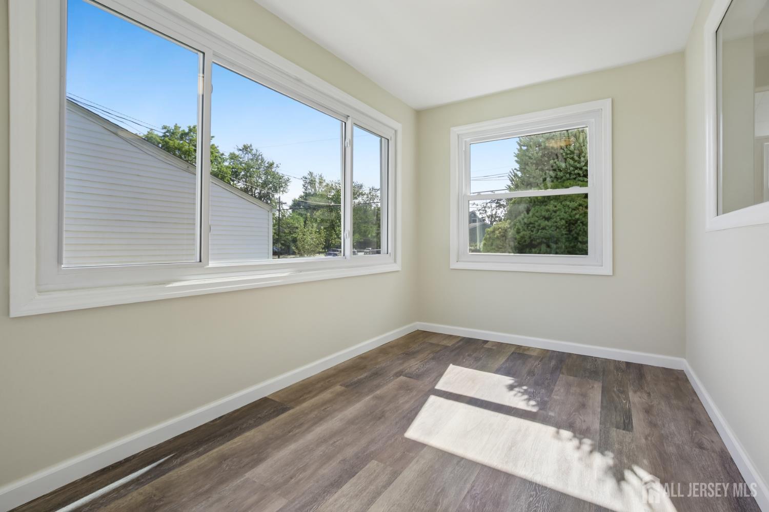 113-113 Stony Road Edison NJ 08817