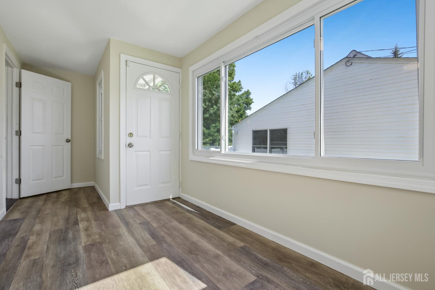 113-113 Stony Road Edison NJ 08817