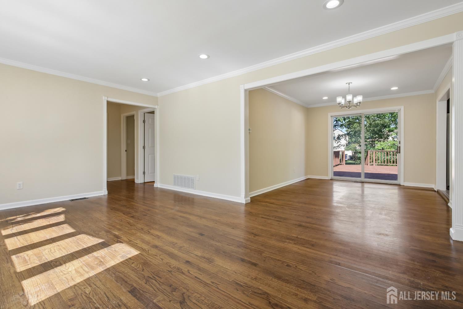 113-113 Stony Road Edison NJ 08817