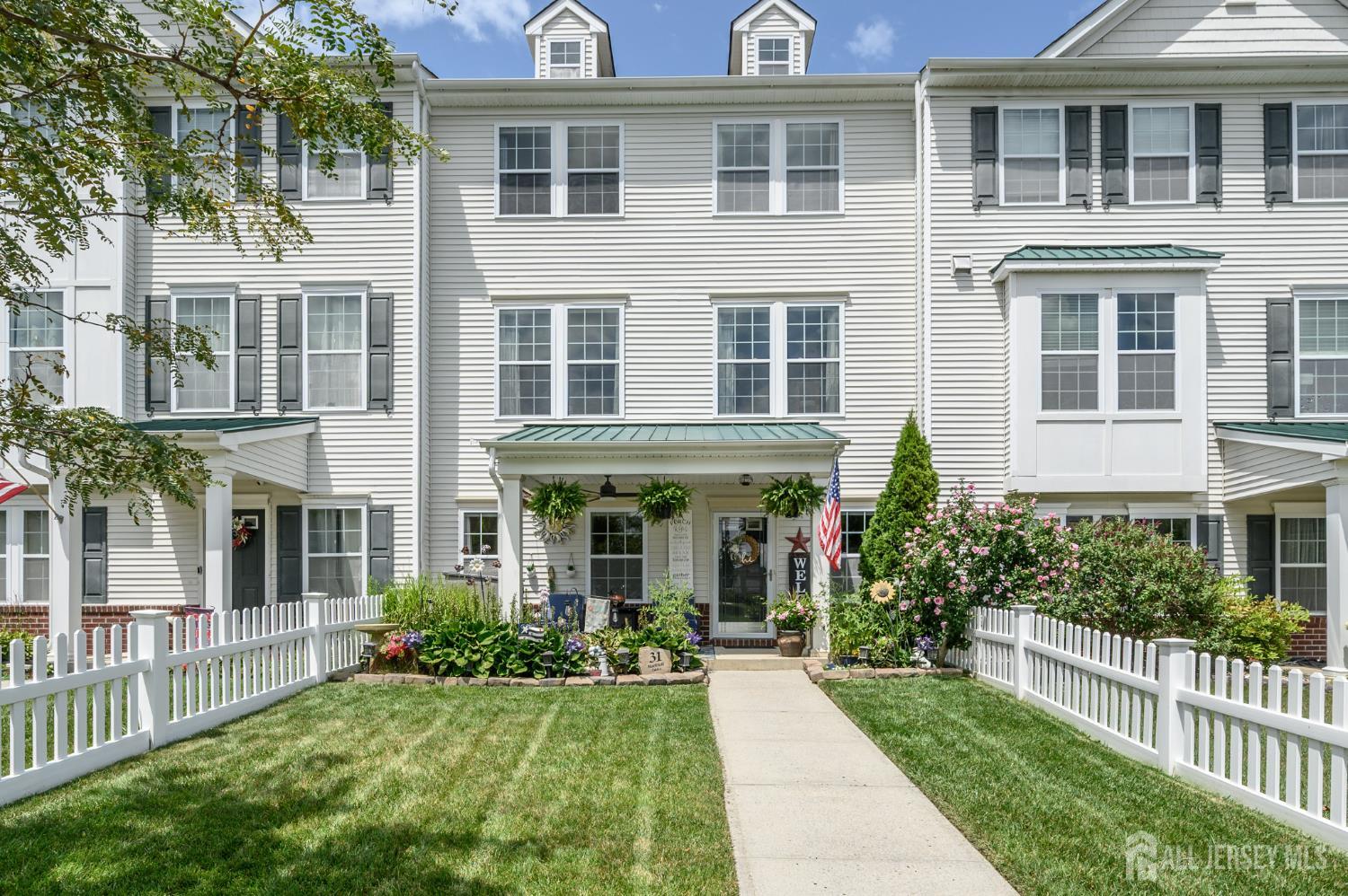 31 Rockhill Lane Chesterfield NJ 08515