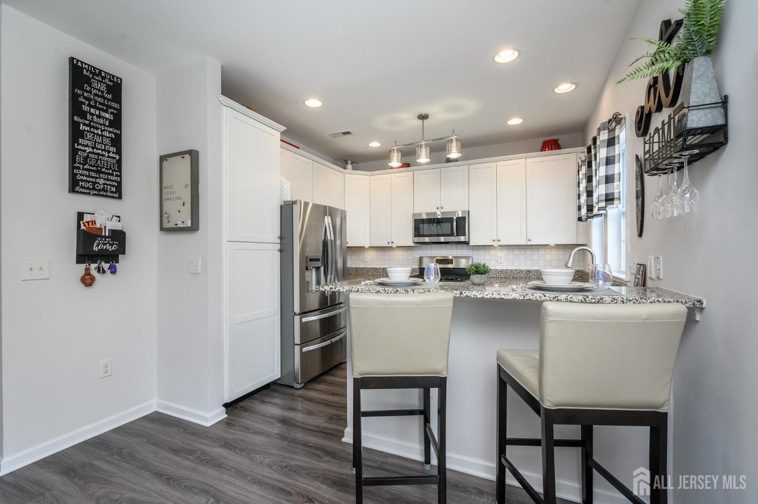 31 Rockhill Lane Chesterfield NJ 08515