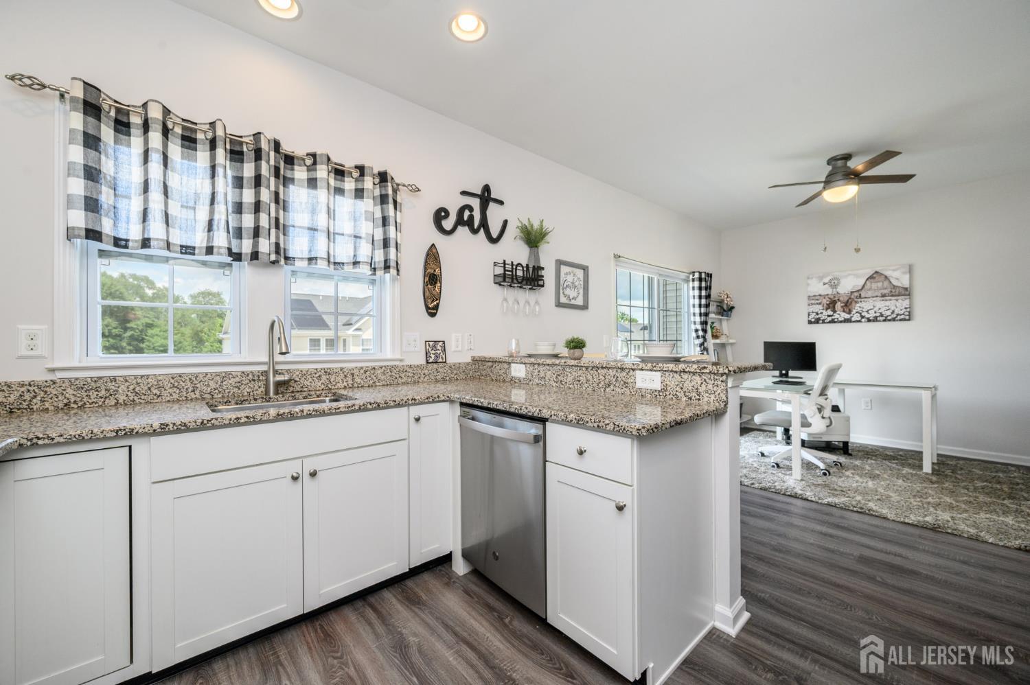 31 Rockhill Lane Chesterfield NJ 08515