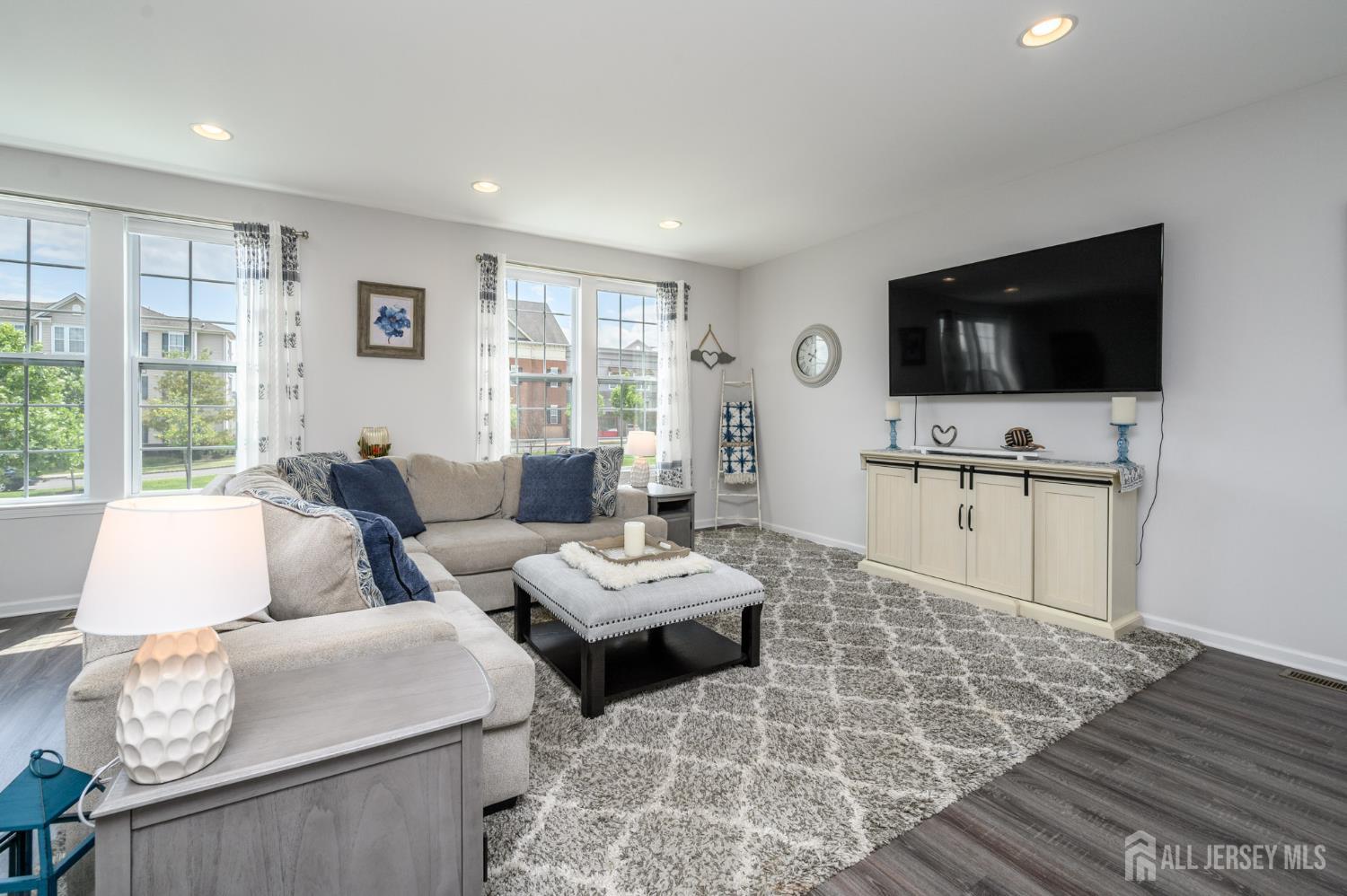 31 Rockhill Lane Chesterfield NJ 08515