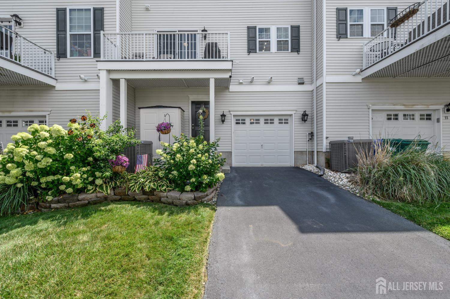 31 Rockhill Lane Chesterfield NJ 08515