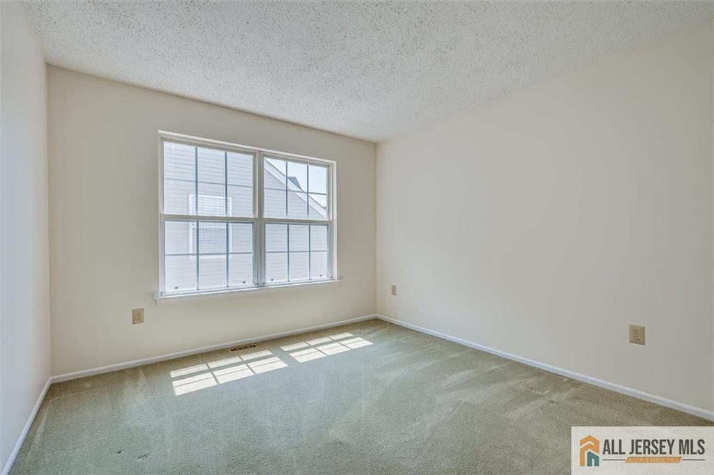 33 Tall Oaks Court Old Bridge NJ 08857