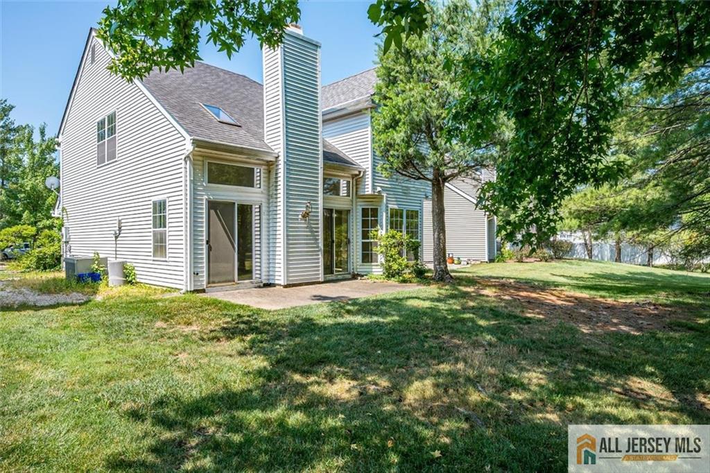 33 Tall Oaks Court Old Bridge NJ 08857