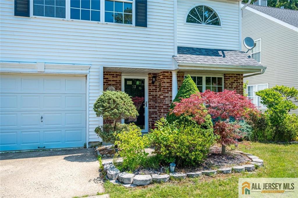 33 Tall Oaks Court Old Bridge NJ 08857