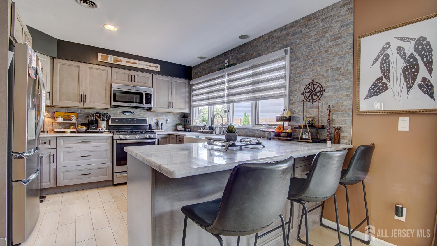 22 Quail Run Brick NJ 08723