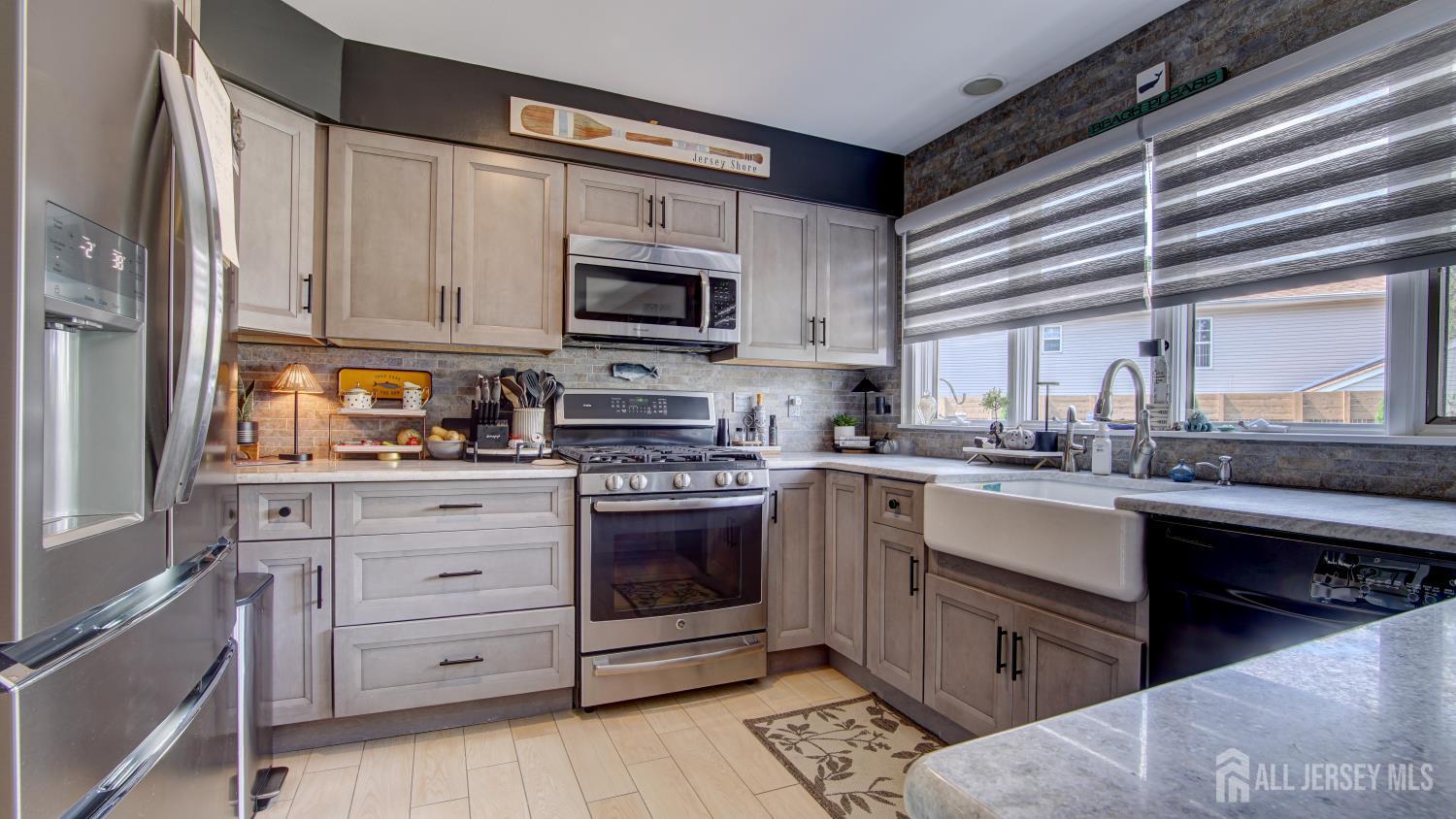 22 Quail Run Brick NJ 08723