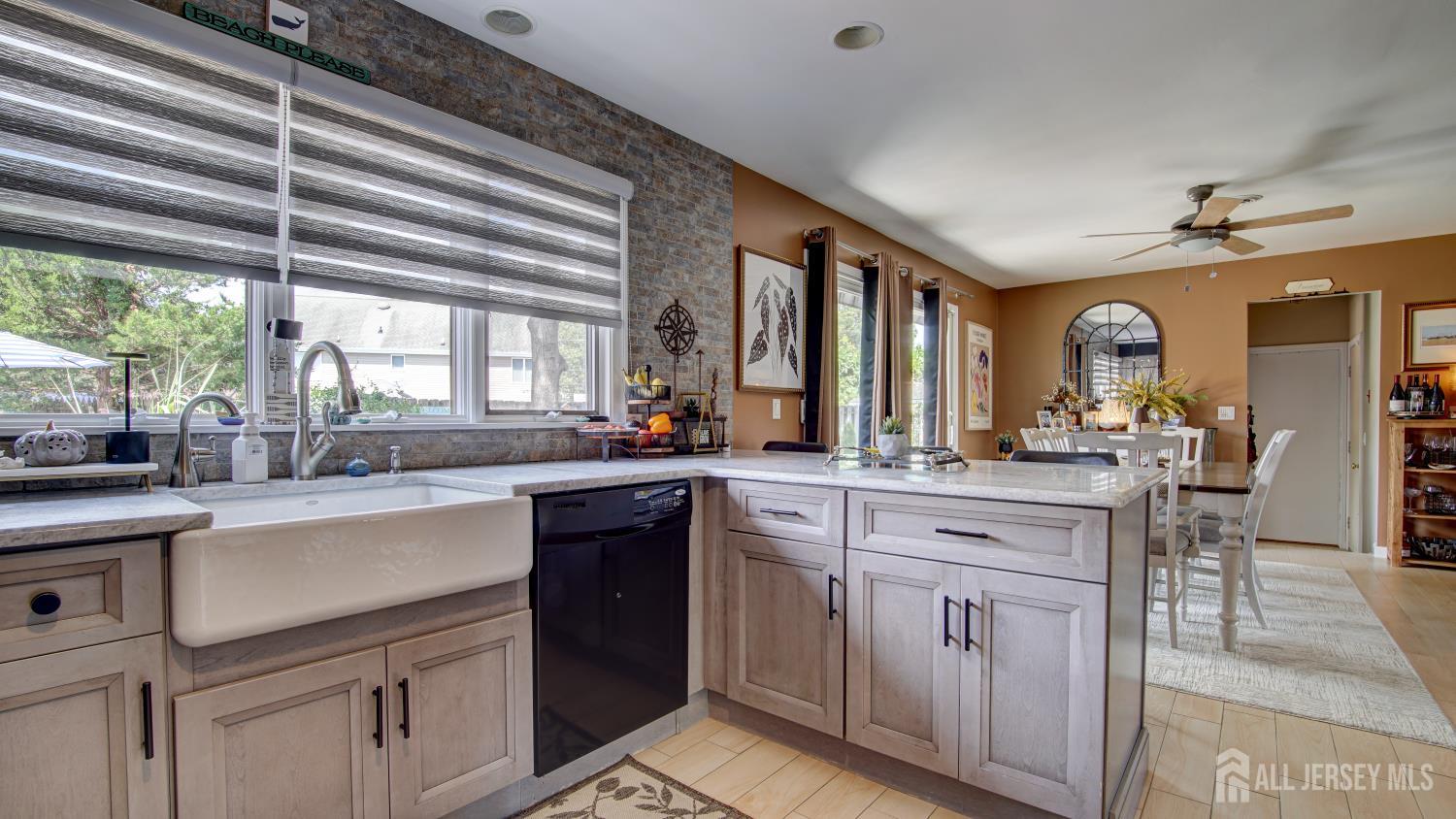 22 Quail Run Brick NJ 08723