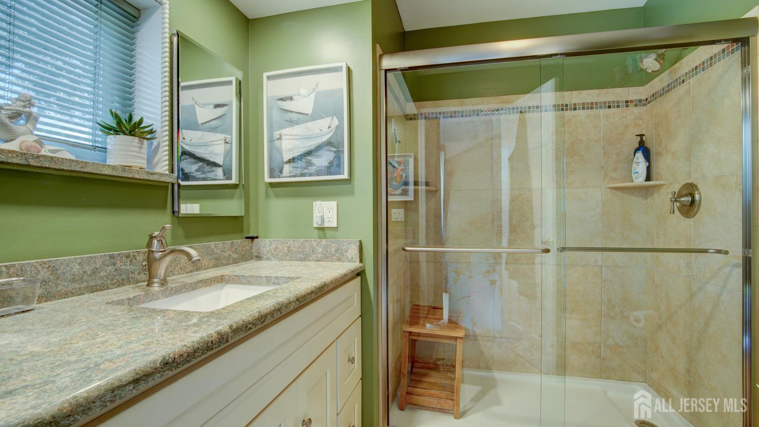 22 Quail Run Brick NJ 08723