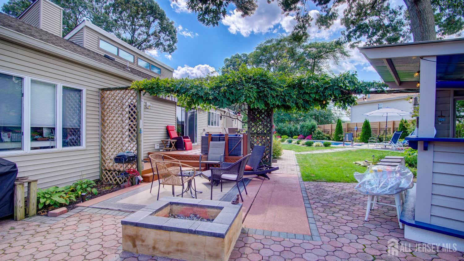 22 Quail Run Brick NJ 08723