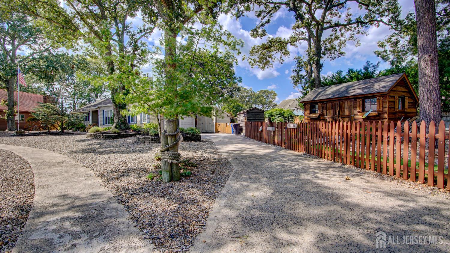 22 Quail Run Brick NJ 08723