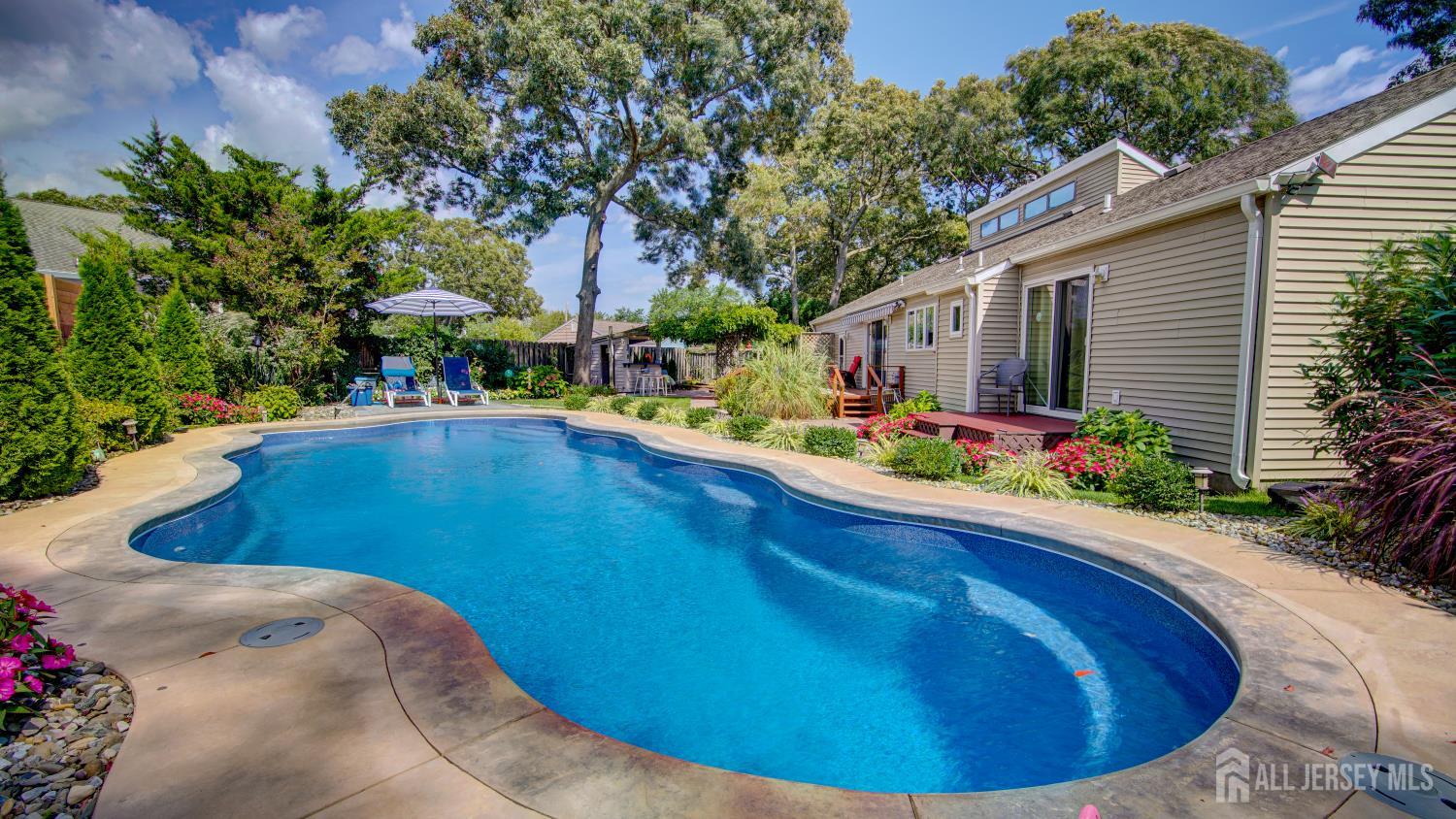 22 Quail Run Brick NJ 08723