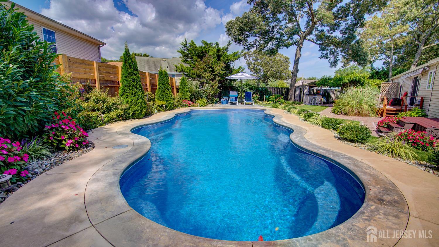 22 Quail Run Brick NJ 08723