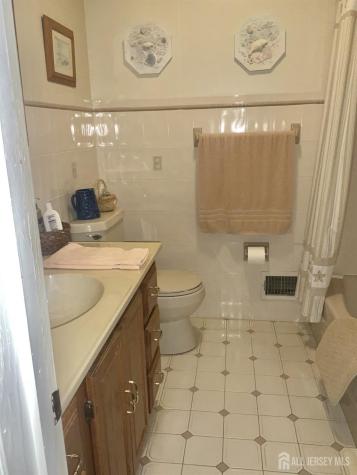 178 Willow Street Port Reading NJ 07064