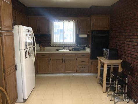 178 Willow Street Port Reading NJ 07064