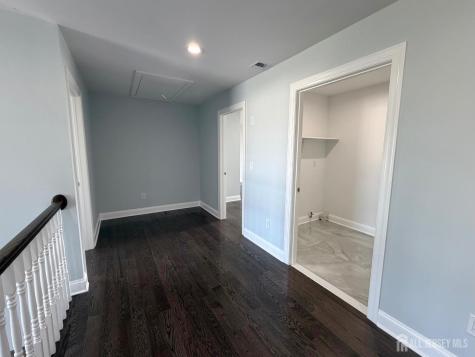 63 Bernard Street Carteret NJ 07008