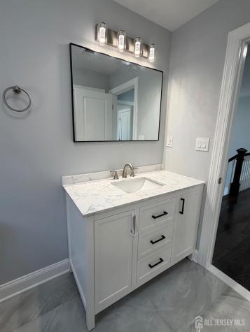 63 Bernard Street Carteret NJ 07008