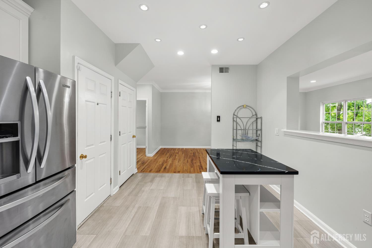 33 E Burgess Drive Piscataway NJ 08854